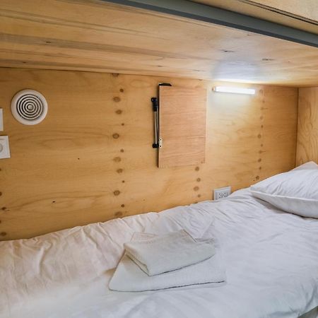 Capsule Hotel Osch Exterior foto