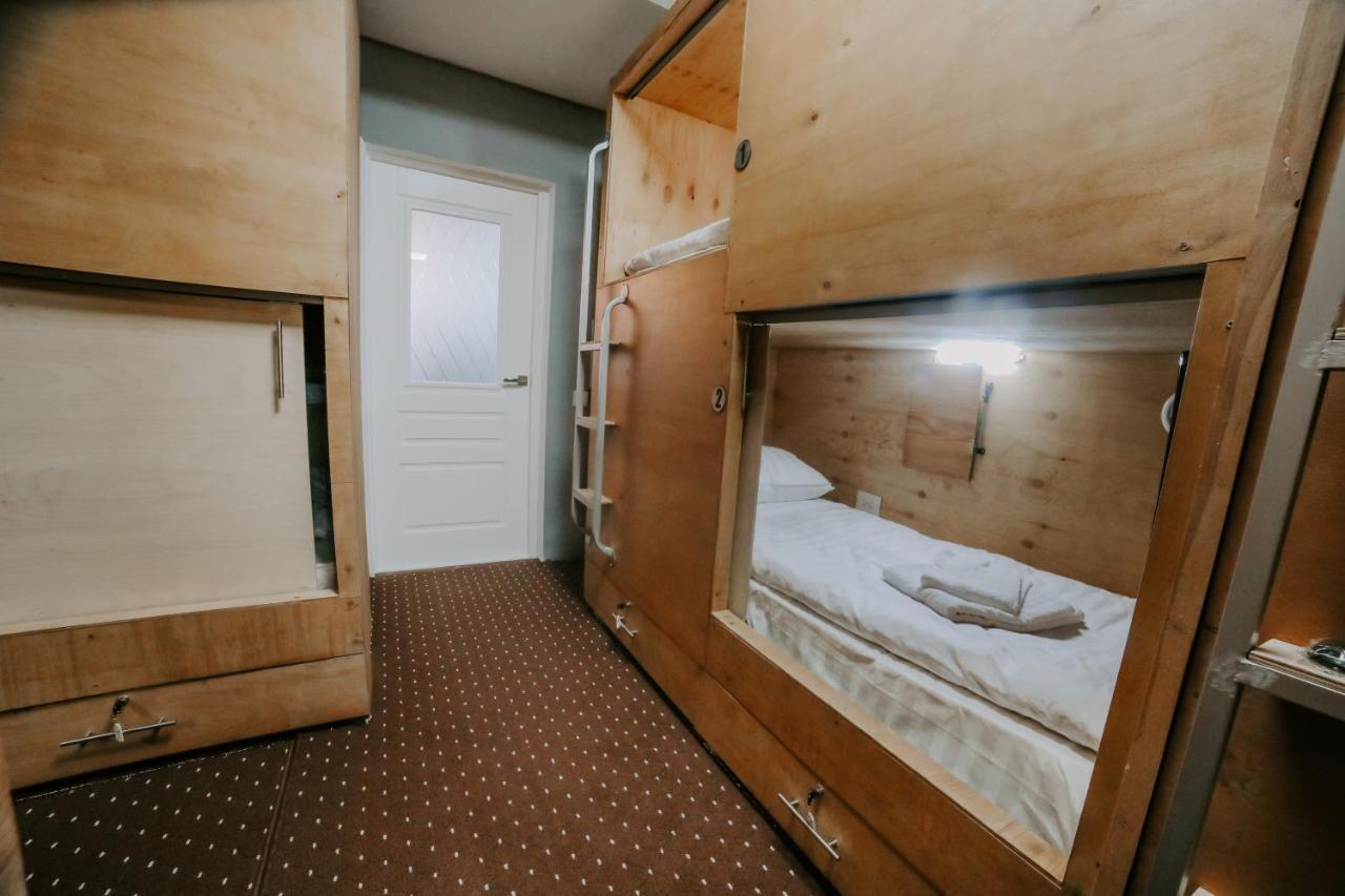 Capsule Hotel Osch Exterior foto